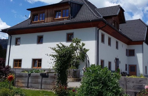 Zeutschach Apartment | Hay flower room (double room) - Tonibauer