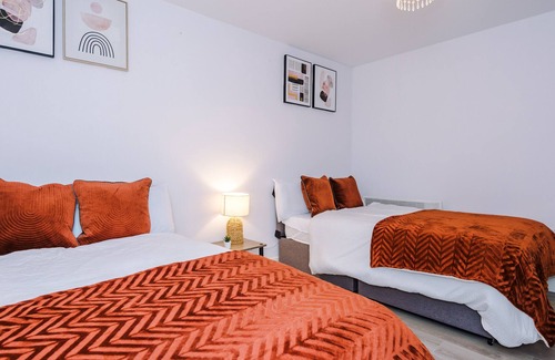 Kirkdale Apartment | Hay's Property