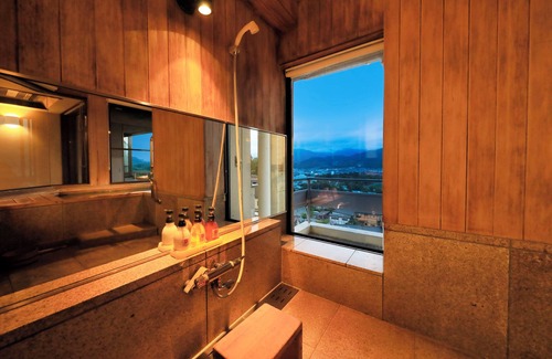 Kaminoyama House | Hayamakan