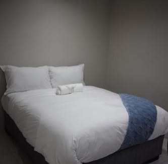 Braamfontein Hotel | Hayat Hotel 94Juta