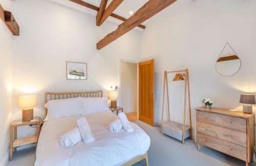 Old Bewick House | Haybale Barn