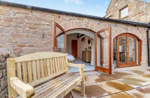 Old Bewick House | Haybale Barn