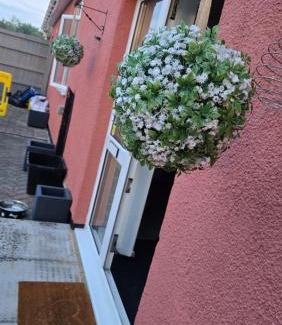 Hewish House | Haybow Farm Accommodation