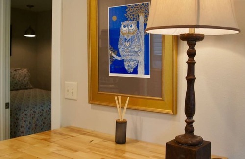 Helena House | Hayes House - Small home in Mansion District