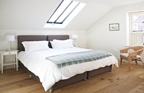 Thatcham Cottage | Hayloft Cottage,Manor Farm Courtyard Cottages, family friendly, self catered