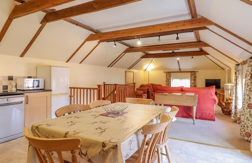 Little Glemham Cottage | HAYLOFT COTTAGE, pet friendly, with a garden in Little Glemham
