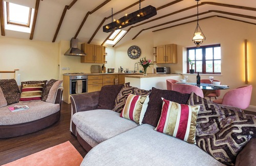 Gilcrux Cottage | Hayloft Cottage, Romantic pet Friendly Cottage Near Lake District National Park