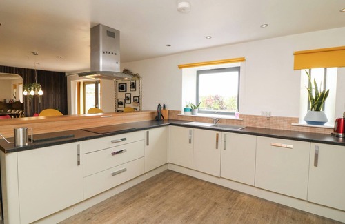 Grange de Lings Cottage | HAYLOFT, pet friendly, luxury holiday cottage in Scampton