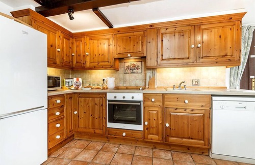 Whitchurch Canonicorum Cottage | Hayloft - Thatched Barn in the Countryside