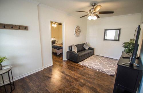 Arena District Apartment | Hays St Cozy Remodeled 2BR/2BA house sleeps 8
