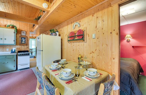 Hayward Cabin | Hayward Cabin w/Boat Slip + Fish House!