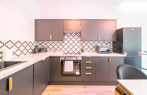 Ainley Top Apartment | Hayy ApartHotels Stanley Mill Deluxe