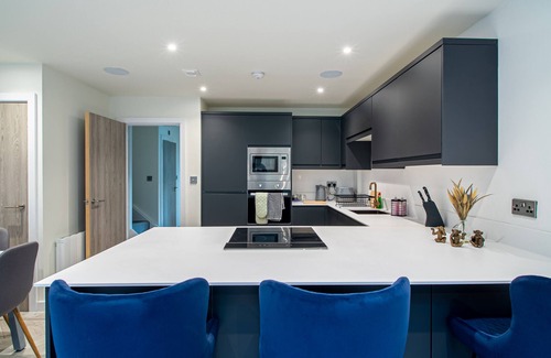 Leeds House | Hayy Contractor-Friendly Townhouse in Leeds