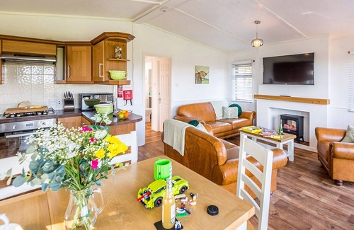 Otterham Apartment | Hazel Lodge -Valley Lodge No 3