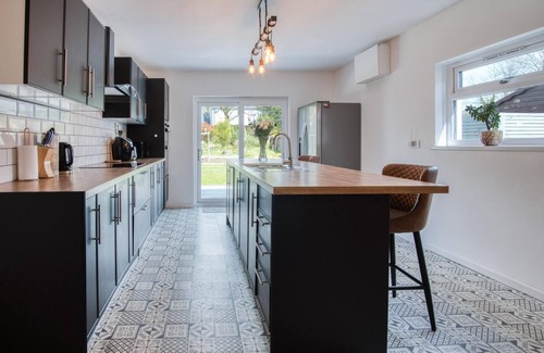 Kilgetty House | Hazeley - 3 Bedroom Holiday Home - Begelly