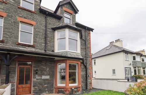 Keswick House | HAZELMERE, pet friendly, character holiday cottage in Keswick