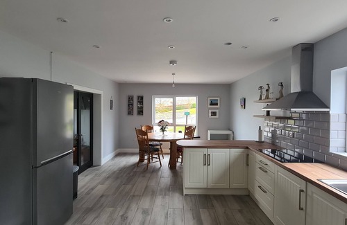 Letterkenny House | Hazelwood Lodge: Modern Bright & Spacious Bungalow with a Beautiful Valley View.