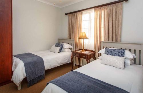 Dysseldorp Apartment | Hazenjacht Karoo Lifestyle - TONNELKOP