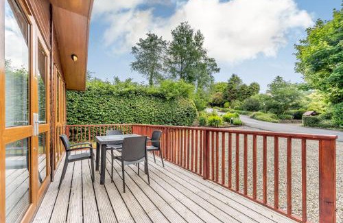 Narberth House | HB Hornbeam Lodge 02