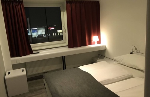 Wiener Neudorf Hotel | HB1 Budget Hotel - contactless check in