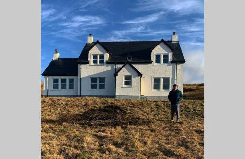 Caroy House | Head In The Skye - Healabhal Cottage