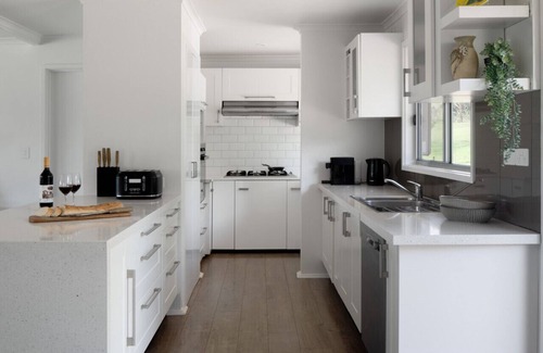 Strath Creek House | Headley Homestead - The Village Green
