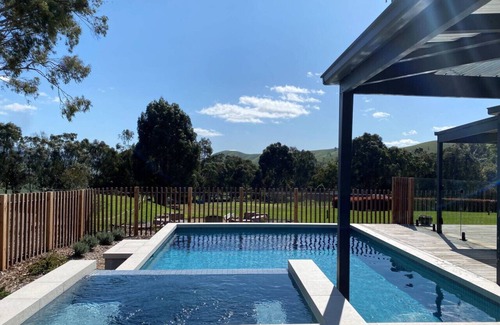 Strath Creek House | Headley Homestead - The Village Green