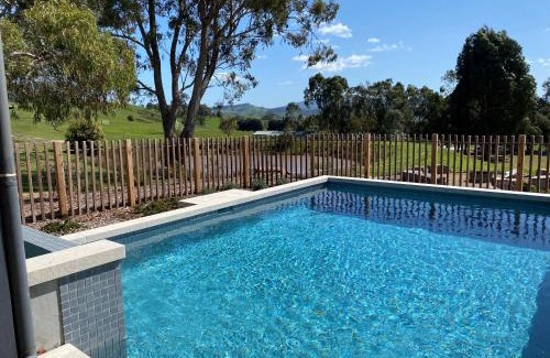Strath Creek House | Headley Homestead - The Village Green