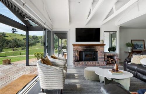 Strath Creek House | Headley Homestead - The Village Green