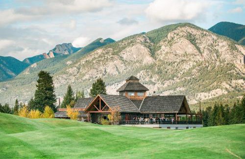 East Kootenay Resort | Headwaters Lodge at Eagle Ranch Resort