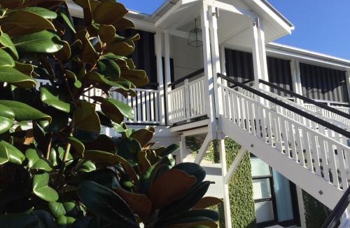 New Farm Bed & Breakfast | Heal House