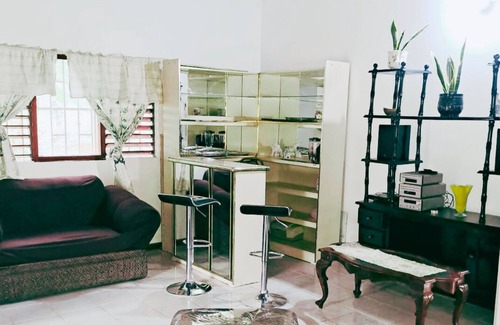 Stewart Town House | Healing Retreat