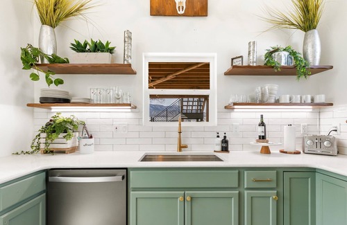 Downtown Colorado Springs House | Healthy Home Colorado Springs - Tatanka