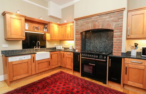 Leyburn Cottage | HEANOR HOUSE, character holiday cottage, with a garden in Leyburn