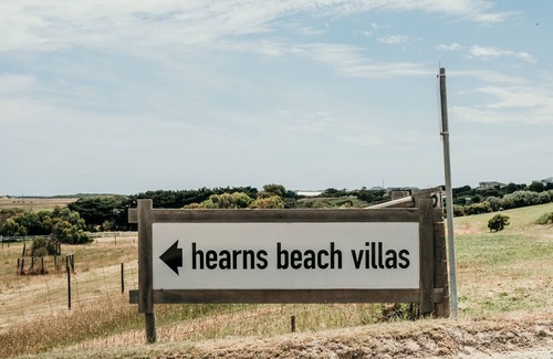 Port Fairy Villa | Hearns Beachside Villa 8