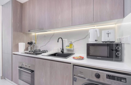 Motor City Apartment | Heart Captivating Studio in Laya Heights