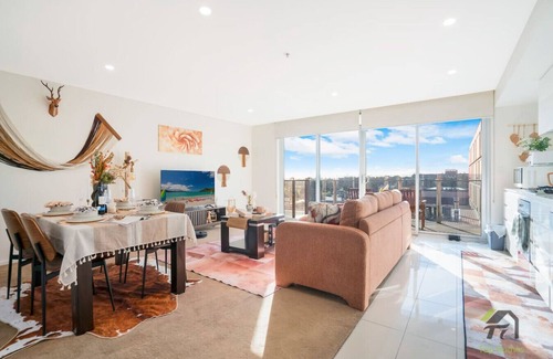 Adelaide Central Business District Apartment | Heart of Adelaide City Apartment