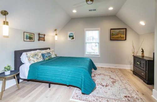 Brevard House | Heart of Brevard Hideaway - Walk/Bike to Downtown!