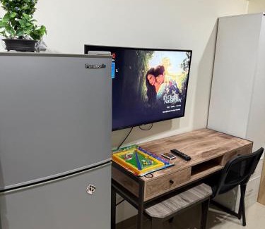 Mabolo Apartment | Heart of Cebu Cozy Studio with Pool, Gym, Wifi and Netflix near Cebu City,Ayala and IT Park