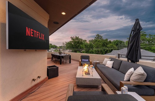 Cherry Creek House | Heart of Cherry Creek Modern Mansion Rooftop