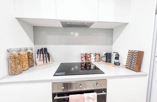 North Newport News Apartment | Heart of City - Pool - Parking - Self check-in