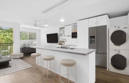Maroochydore Apartment | HEART OF Cotton Tree- walk to BEACH - RIVER