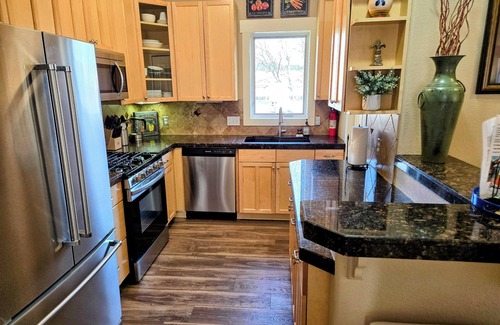 Golden House | Heart of Downtown Golden: 3BR with Garage