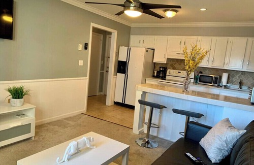 Downtown Condo | Heart of downtown Stamford! Cozy Apt, close to everything!
