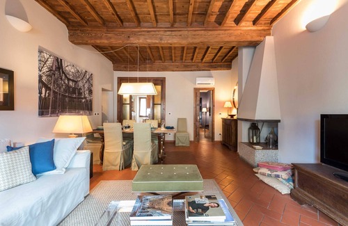 Oltrarno Apartment | Heart of Florence Pitti 2 Bed-apartment