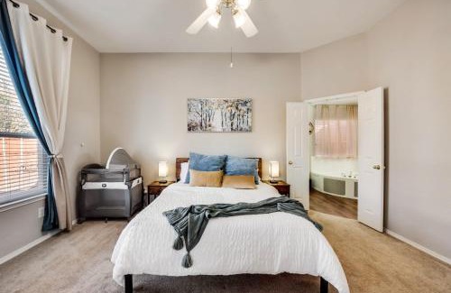 South Arlington House | Heart of Grand Prairie 4BD with Pool & Game Room