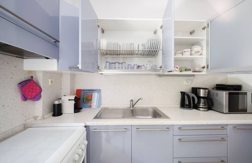 Neos Kosmos Apartment | Heart of Koukaki flat, near Acropolis & Filopappou