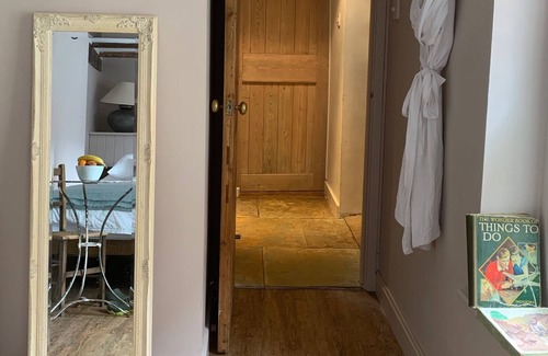 Lewes Bed & Breakfast | Heart of Lewes with own entrance, a magical place