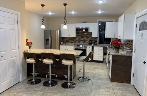 Marietta House | Heart of Marietta, The modern house located in Marietta town.