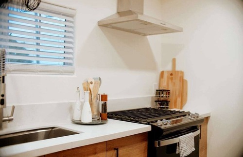 Point Loma House | °Heart of Ocean Beach°Ocean Views°1GIG Wifi Speed°